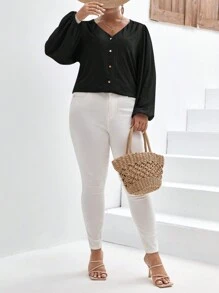 SHEIN Frenchy 大碼網眼刺繡燈籠袖前紐扣襯衫 - 黑色 - 查看 5