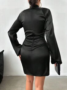 EURMUSE Keyhole Neckline Raglan Sleeve Cut Out Front Satin Dress - Black - View 2