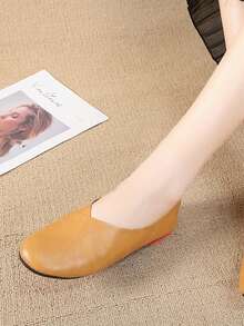Women's Flat Shoes - Ginger - View 4