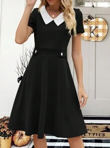 Vestido de cuello en contraste con diseño de botón - Negro - Ver 1