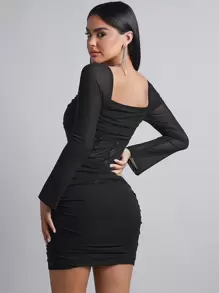 SHEIN PETITE Vestido ajustado con cuello cuadrado, panel de malla fruncido y Body fruncido, para mujeres de talla pequeña - Negro - Ver 2
