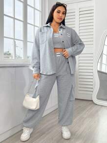 SHEIN EZwear 大碼字母圖案落肩袖襯衫&翻蓋口袋短款背心和褲子 - 灰色 - 查看 1