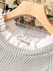 SHEIN LUNE Plus Size Lace Hem Patchwork Raglan Sleeve Long Sleeves Pullover Sweater - Grey - View 5