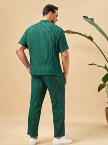 Manfinity Homme Men Plus Solid Button Front Shirt & Pants - Green - View 2