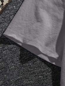 Men Christmas Print Tee - Light Grey - View 3