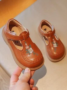 1pair Fashionable Comfortable Simple Flat Shoes For Children - Brown - View 4