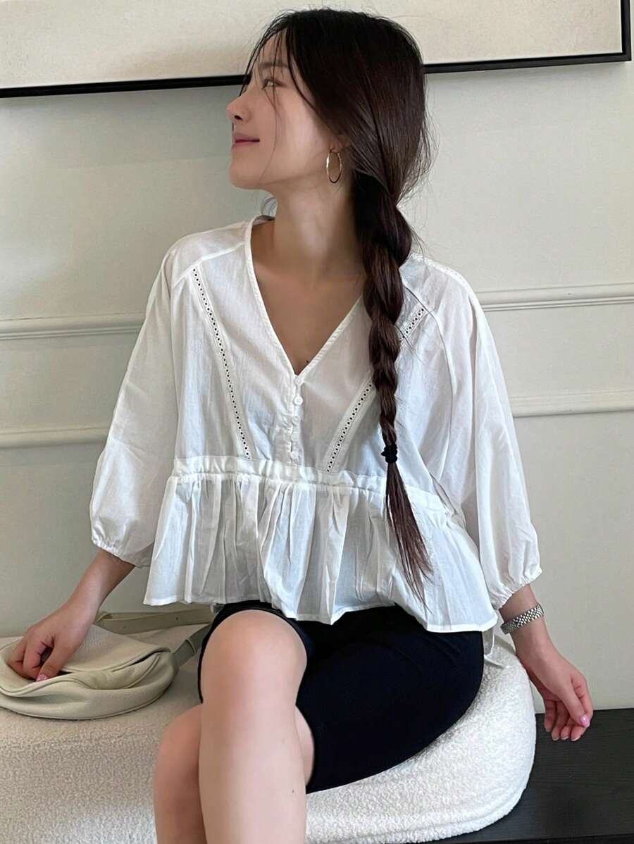 DAZY 純色正面鈕扣荷葉邊下擺T恤 - 白色 - 查看 1