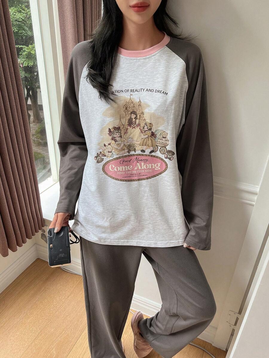 DAZY 人像圖案插肩袖T恤和褲子休閒套裝 - 卡其色 - 查看 1