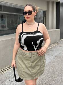SHEIN Essnce Plus Graphic Pattern Cami Knit Top - Black and White - View 4