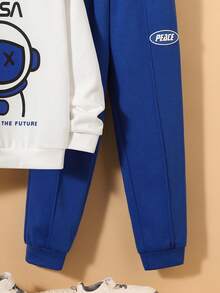 SHEIN Tween Boy Cartoon Graphic Contrast Collar Sweatshirt & Sweatpants - White - View 4