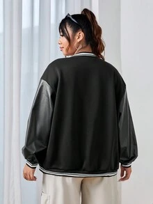 SHEIN EZwear 大碼字母植絨條紋飾邊落肩袖學院風夾克 - 黑色 - 查看 2