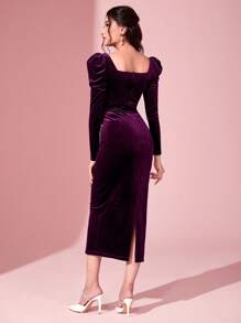 Modelyn Sweetheart Neck Gigot Sleeve Split Back Velvet Bodycon Dress - Red Violet - View 2