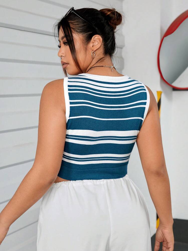 Plus Striped Pattern Contrast Binding Crop Knit Top