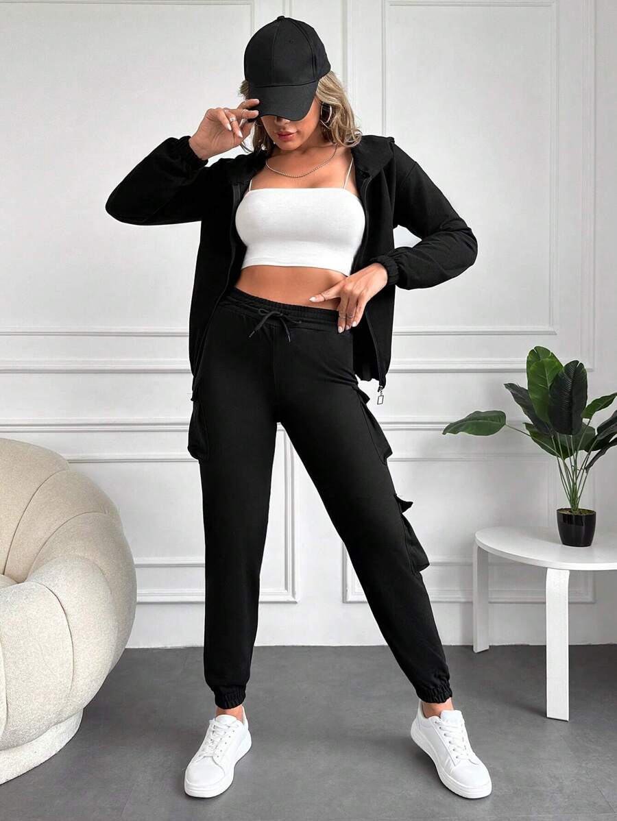 RueChic Áo Zip Up Hoodie & Túi nắp bên cạnh Quần thể thao - màu đen - Xem 1