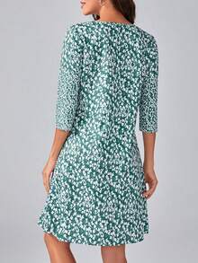 SHEIN VCAY Allover Print V Neck Dress - Green - View 2