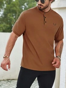 Manfinity Homme 男士大码鹿角刺繡拼接邊POLO衫 - 彩色 - 查看 5