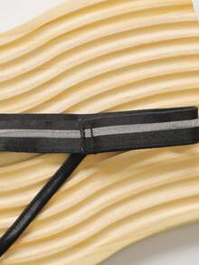 Set de lencería de malla en contraste con abertura - Negro - Ver 5