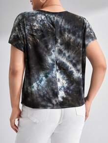 SHEIN LUNE Plus Tie Dye Asymmetrical Hem Tee - Multicolor - View 2