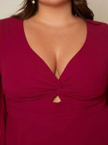 SHEIN Belle 大碼前扭結開衩袖高衩雪紡伴娘洋裝 - 紅色 - 查看 5