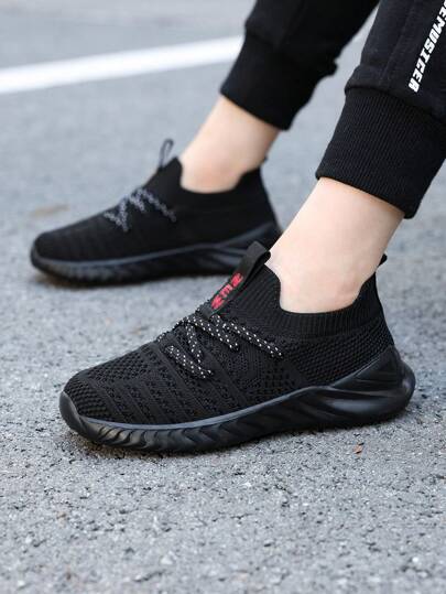 Giày thể thao chạy bộ trẻ em thoáng khí, nhẹ, lưới, thời trang, kiểu dáng slip-on, thích hợp cho mùa hè.