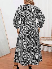 Plus Váy có cổ chồng lên nhau có sọc sọc ngựa vằn - Nhiều màu - Xem 2