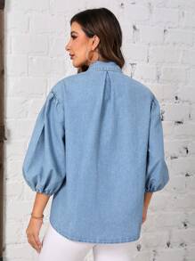 SHEIN LUNE 翻蓋口袋燈籠袖牛仔襯衫 - 淺色水洗藍 - 查看 2