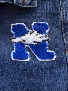 男大童卡通字母圖案破洞牛仔褲 - 深色水洗藍 - 查看 3