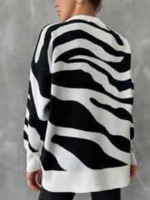 SHEIN Cottnline Plus Size Loose Pattern Print Drop Shoulder Sweater Pullover - White - View 2