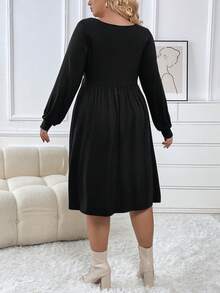 SHEIN 孕婦大碼前扭結洋裝 - 黑色 - 查看 2