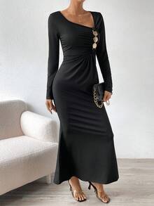 SHEIN Privé Asymmetrical Neck Button Detail Mermaid Hem Dress - Black - View 6