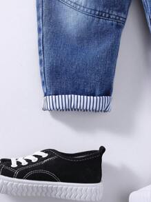 女嬰鯨魚刺繡補丁貼口袋牛仔背帶褲 - 中等水洗藍 - 查看 4