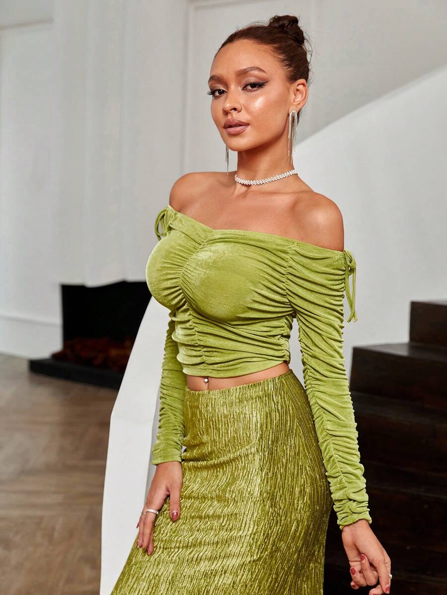 SHEIN Privé 露肩褶皺結細節短款T恤 - 綠色 - 查看 1