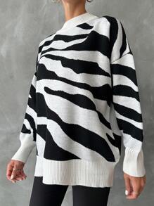 SHEIN Cottnline Plus Size Loose Pattern Print Drop Shoulder Sweater Pullover - White - View 4