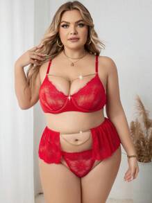 Plus Floral Lace Underwire Lingerie Set - Red - View 1