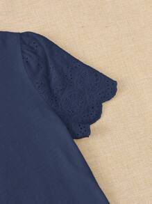 EMERY ROSE Camiseta unicolor con bordado con ojal - Azul Marino - Ver 6