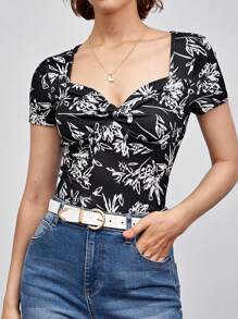 BizChic Floral Print Sweetheart Neck Tee - Black - View 1