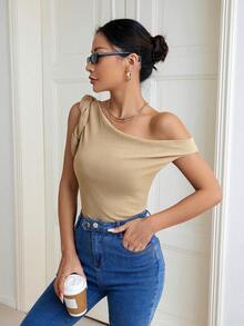 SHEIN Privé Solid Asymmetrical Neck Ribbed Knit Top - Brown - View 1