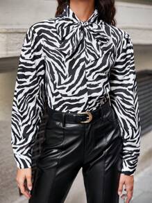 EURMUSE 斑馬條紋繫帶領襯衫 - 黑與白 - 查看 1