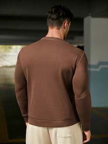 GENTILAND 男士汽車和字母圖案運動衫 - 咖啡棕 - 查看 2