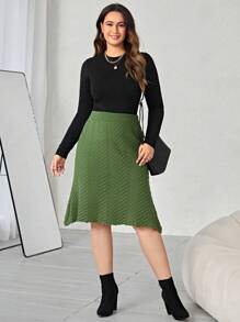 SHEIN LUNE Plus Solid A-line Chevron Knit Skirt - Army Green - View 3