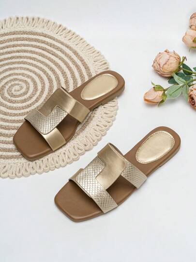 2025 Fashion Women's Flat Soft Bottom Shoes, Casual Square Toe Beach/Vacation Style, Golden Snake/Animal Print, Contrasting Color