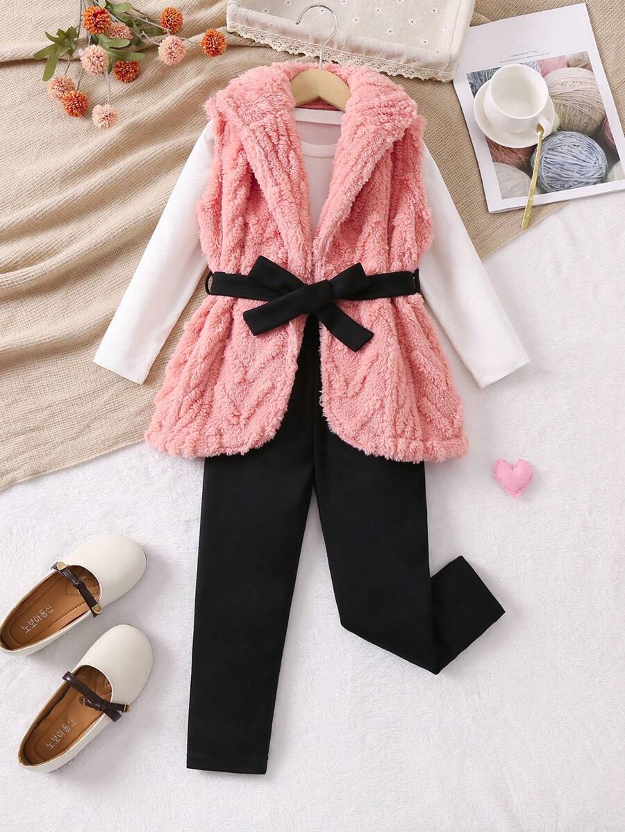 SHEIN 女小童素色T恤和褲子和毛茸茸腰帶外套馬甲 - 彩色 - 查看 1