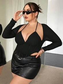 SHEIN ICON Plus Solid Asymmetrical Hem Halter Neck Crop Top - Black - View 3