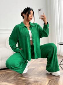 SHEIN EZwear Plus Solid Plisse Shirt & Pants - Green - View 1