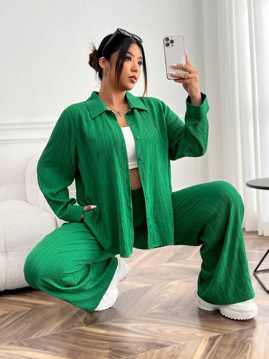 SHEIN EZwear Plus Solid Plisse Shirt & Pants - Green - View 1