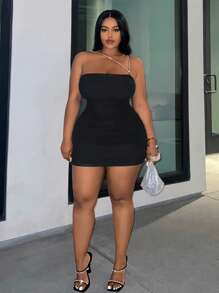 SHEIN Slayr Plus-Size Elegant Party Solid Color Bodycon Chain & Asymmetric Shoulder Strap & Mesh Spliced & Pleated Mini Dress - Black - View 1