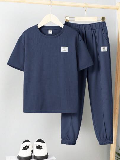 SHEIN Tween Boy Letter Patched Detail Tee & Sweatpants