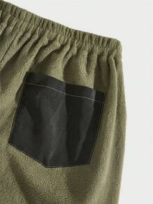 ROMWE MEN Prep Men Cross Embroidered Contrast Pocket Patched Fleece Pants - Army Green - View 3