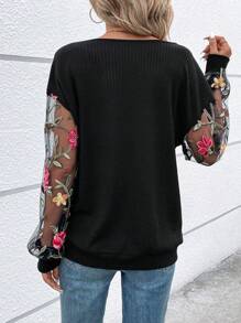 SHEIN LUNE 花卉刺繡網紗燈籠袖半扣衛衣 - 黑色 - 查看 2