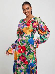 BELANGE HANDMADE Floral Print Flare Sleeve Split Thigh Dress